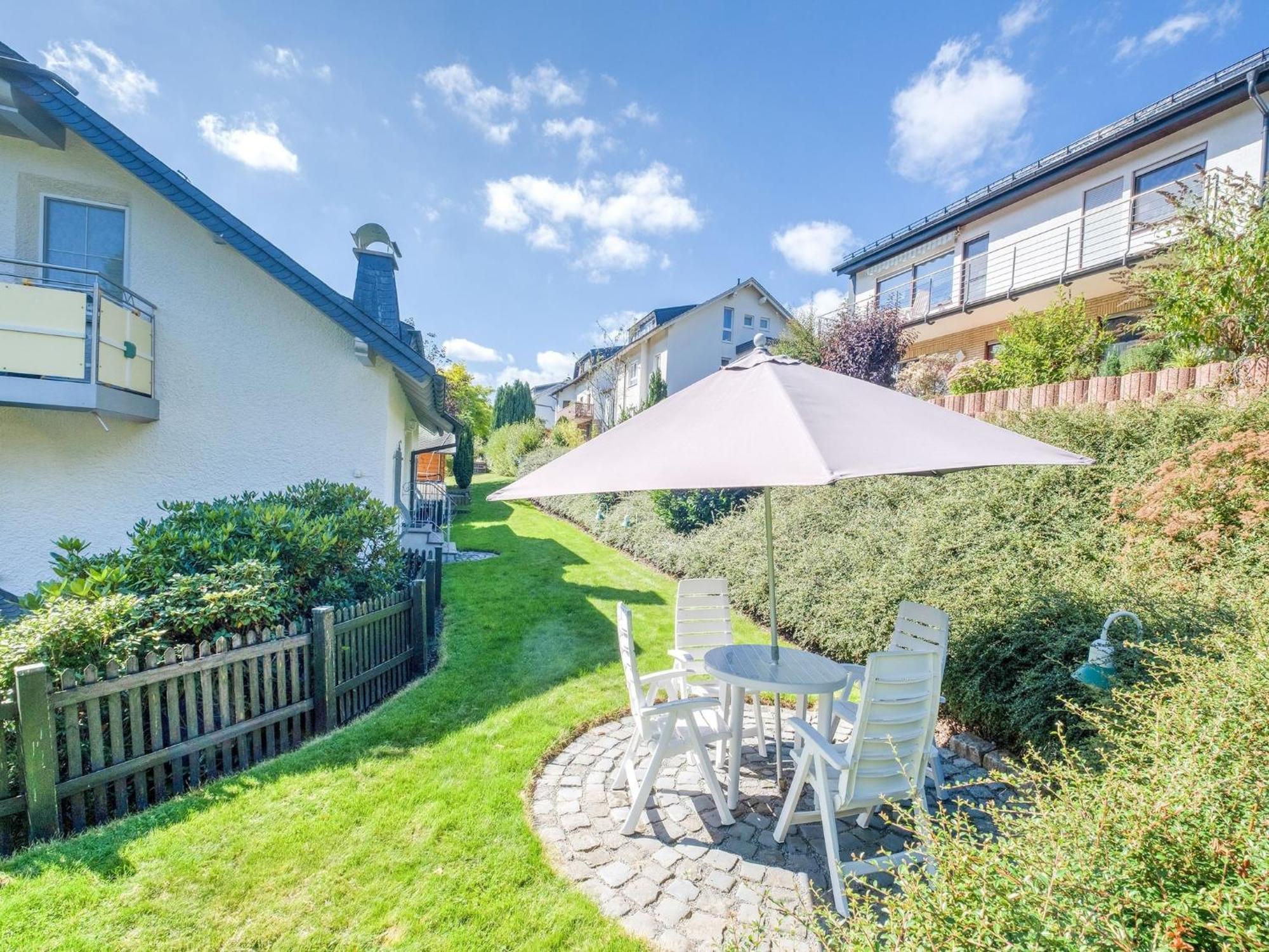 Modern Apartment In Schwalefeld With Garden Willingen  Exterior foto