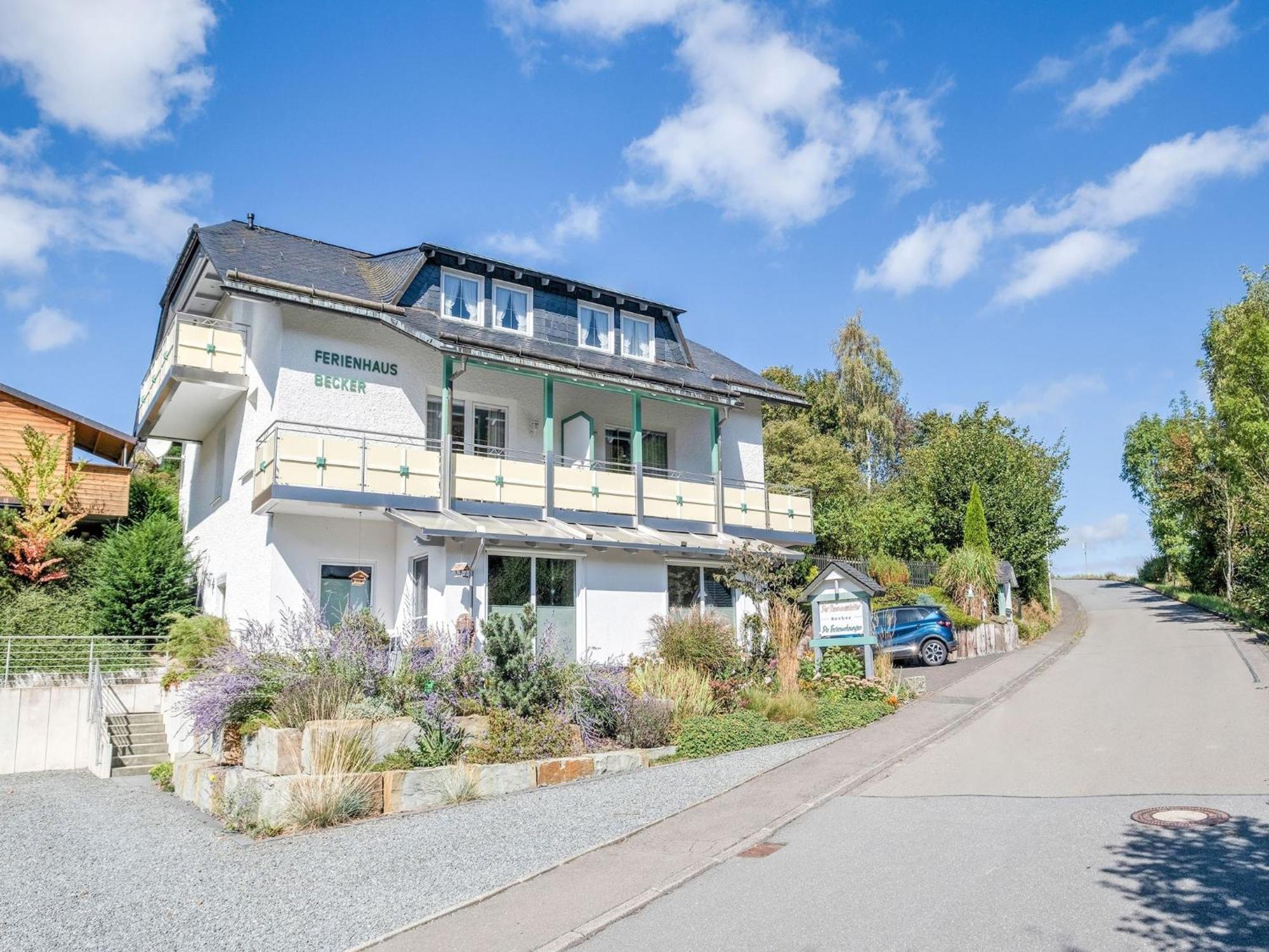 Modern Apartment In Schwalefeld With Garden Willingen  Exterior foto